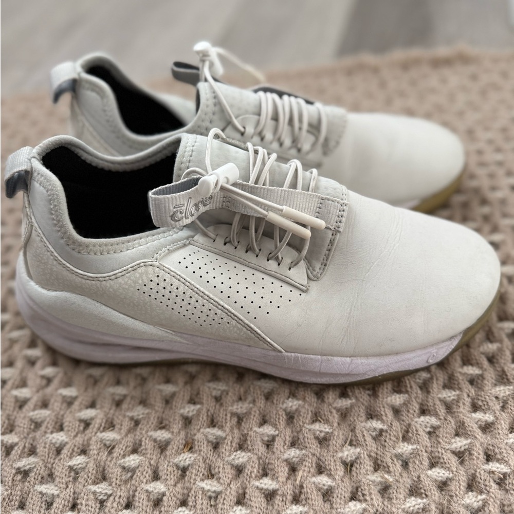 Clove nursing shoes